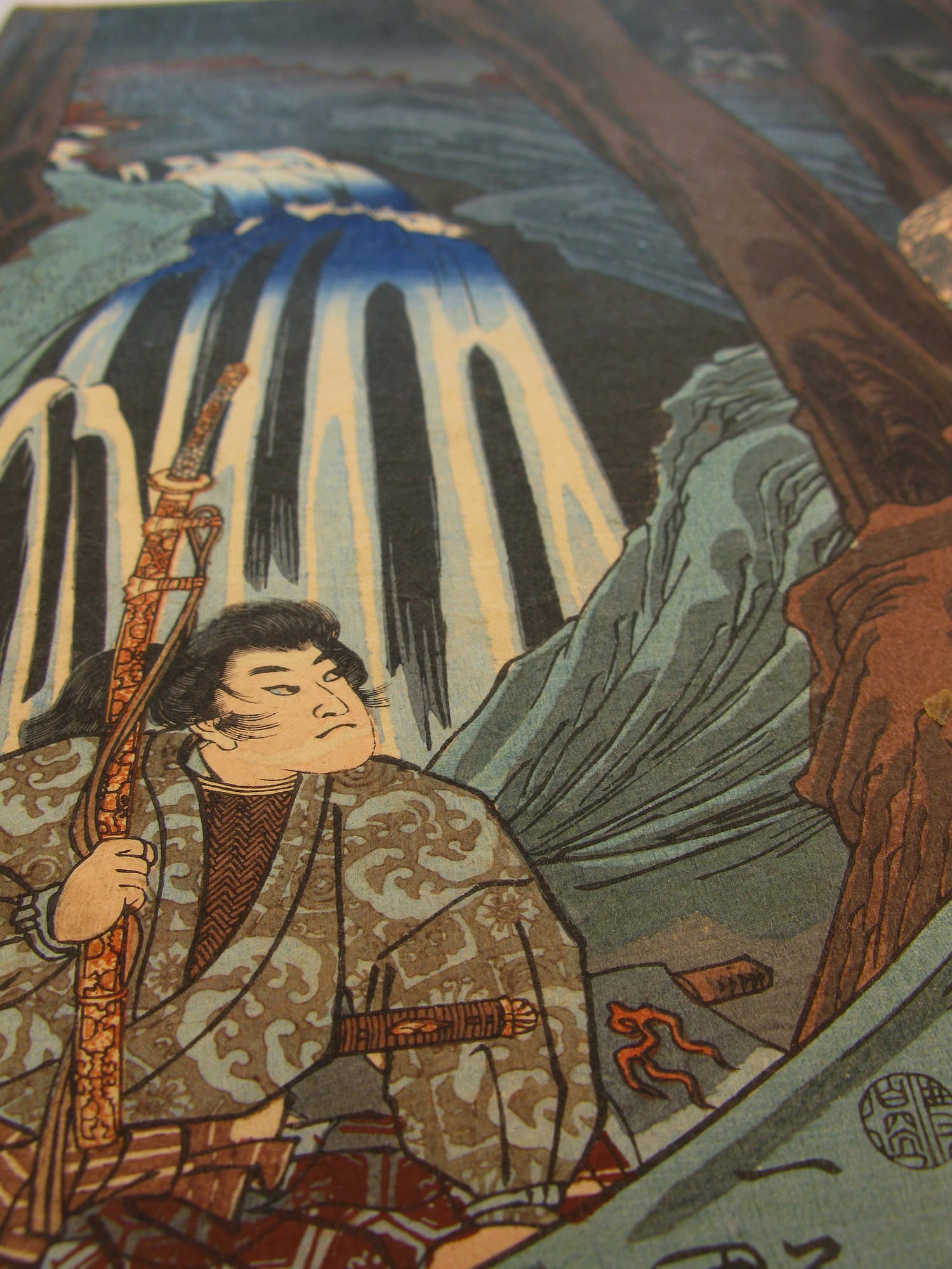 Kuniyoshi woodblock print - Ushiwaka Maru Studies the Martial Arts with Sôjô-bô - detail 01a