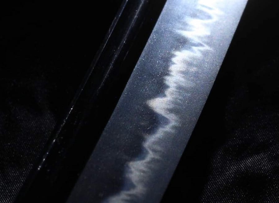 Ichimonji kamakura sword